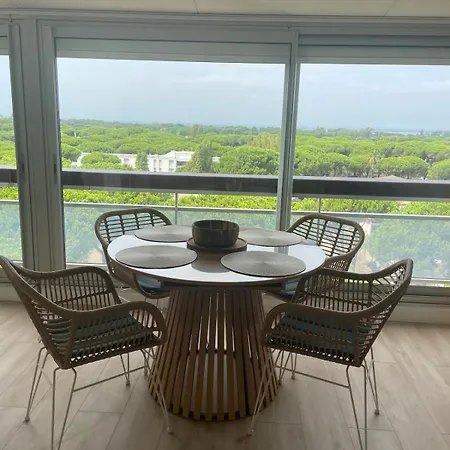 Vue Panoramique Pour Ce Grand En Centre