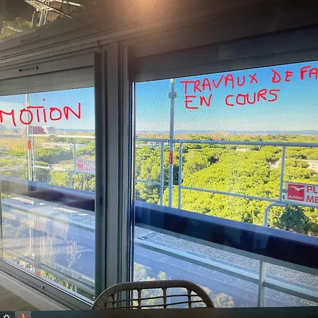 Vue Panoramique Pour Ce Grand En Centre 拉格朗德默特