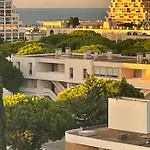 Vue Panoramique Pour Ce Grand En Centre 拉格朗德默特