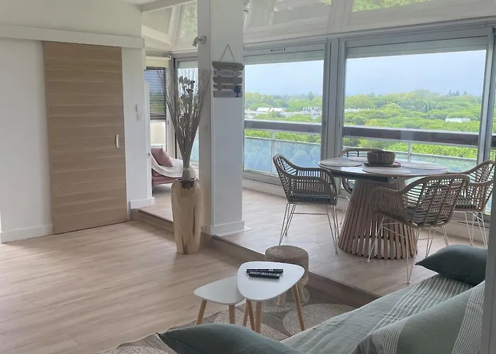 Vue Panoramique Pour Ce Grand En Centre Apartamento
